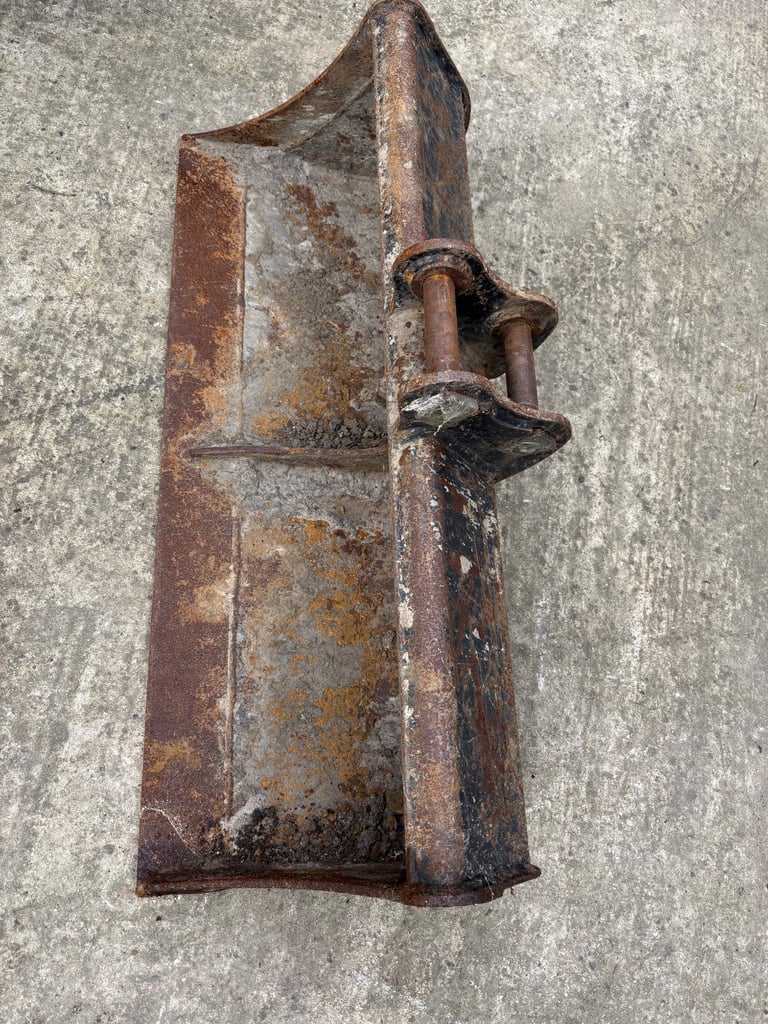 Digger bucket