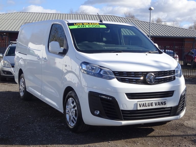 2020 (70) VAUXHALL VIVARO SPORTIVE 1.5 L2 H1 (LWB) 2900  **EURO 6**  [A/C] - FSH
