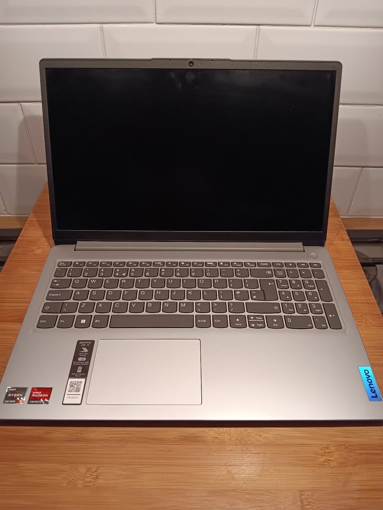 image for  Lenovo ideapad slim 15.6&quot; laptop excellent condition. (no offers.