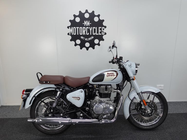 image for Royal Enfield Classic 350. 2022. Halcyon Grey. Low Miles