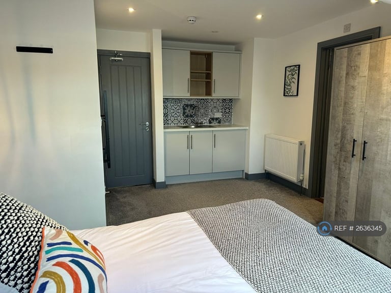 1 bedroom in Chichester Road, Portsmouth, PO2 (#2636345)