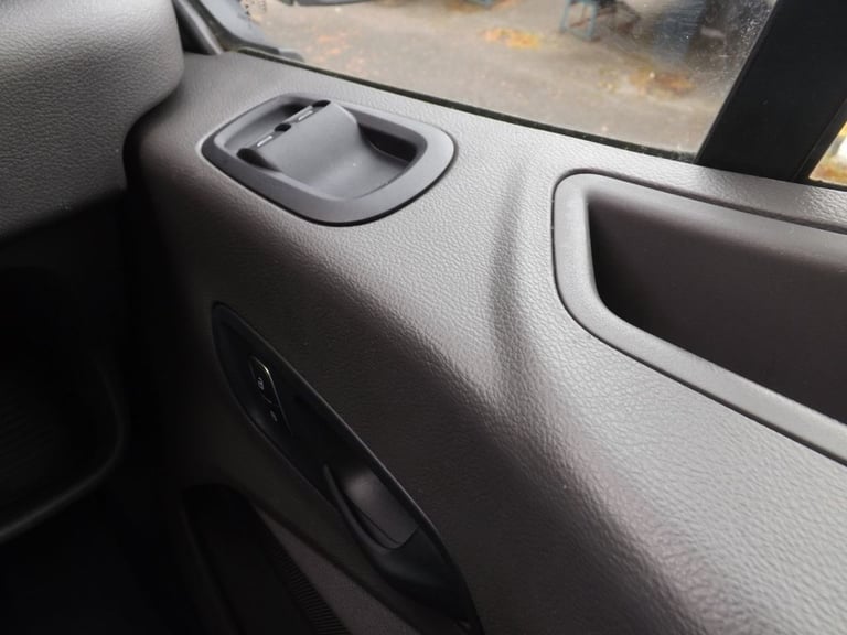 2020 Ford Transit 2.0 350 LEADER C/C ECOBLUE 129 BHP CHASSIS CAB Diesel Manual