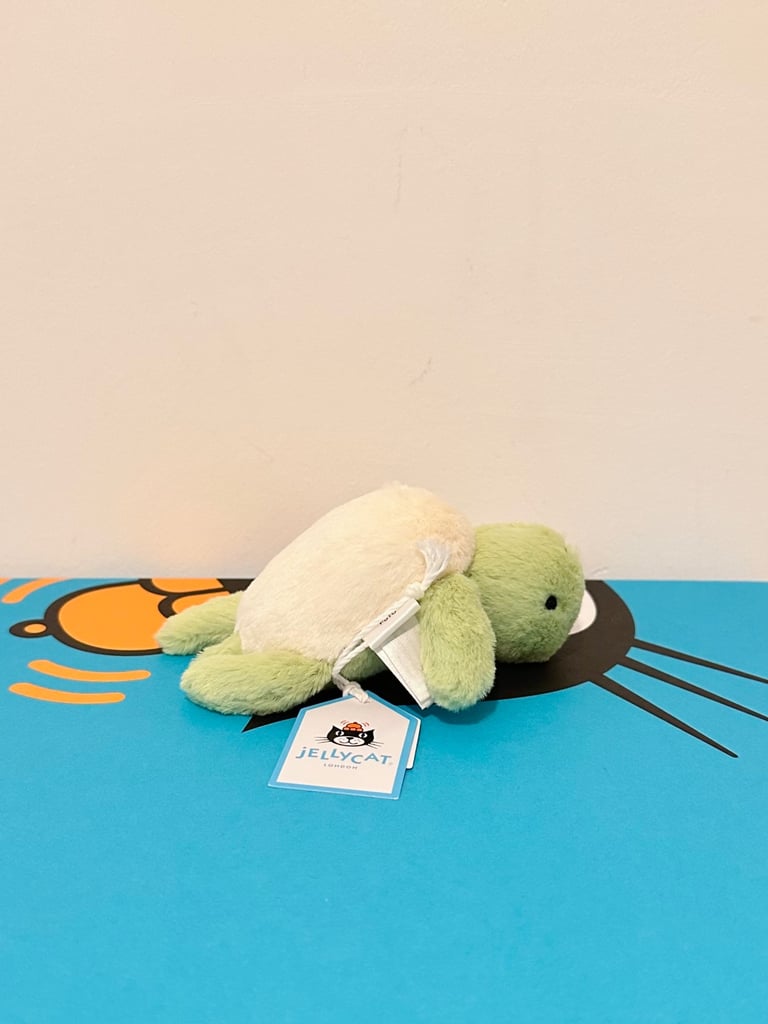 BNWT Jellycat Fluffy Turtle