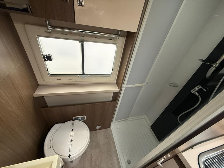 2015 Chausson FLASH 510 4 BERTH MOTORHOME UNDER 6M LONG WITH ELECTRIC BED