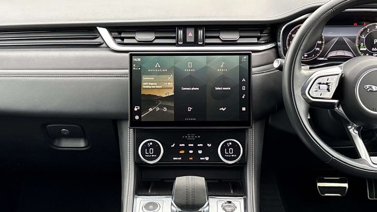 2024 Jaguar F-Pace 2.0 P400e R-Dynamic HSE Black 5dr Auto AWD Estate Plug-In Hy Automatic