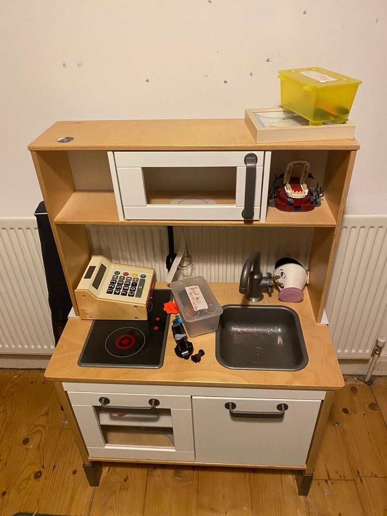DUKTIG Play kitchen