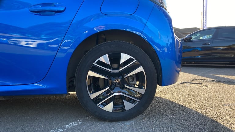 2024 Peugeot 208 50kWh E-Style Hatchback 5dr Electric Auto (7.4kW Charger) (136 ps) Hatchback Ele...