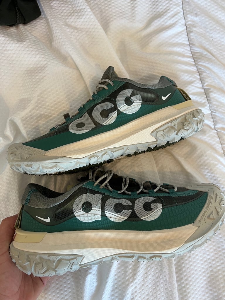 image for Nike ACG Mountain Fly 2 Low Bicoastal Vintage Green