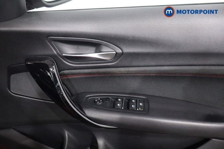 2019 BMW 1 Series 118i [1.5] Sport 5dr [Nav-Servotronic] Hatchback Petrol Manual