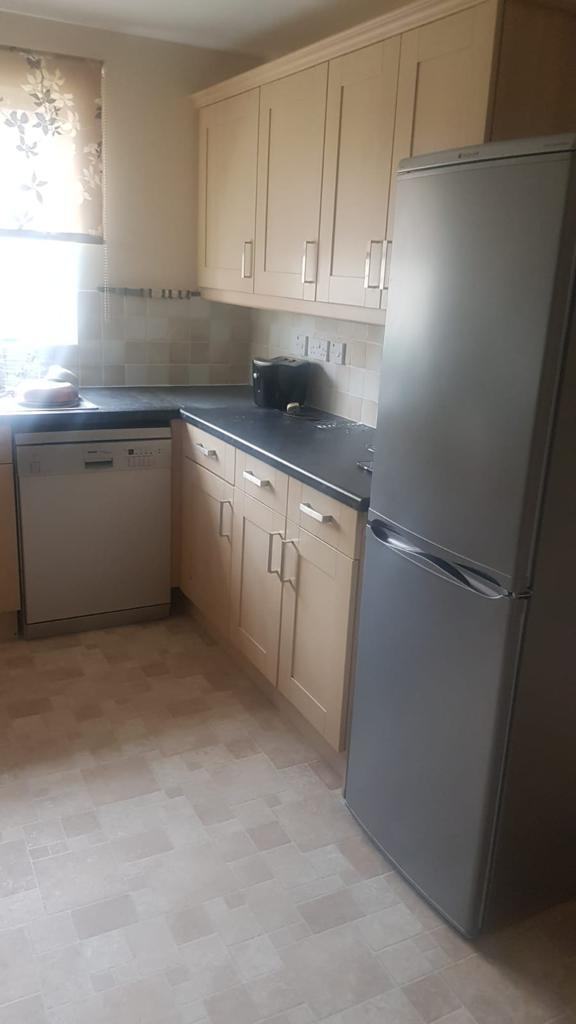 DOUBLE ROOM BILLS INCLUSIVE 4 RENT AT MK8