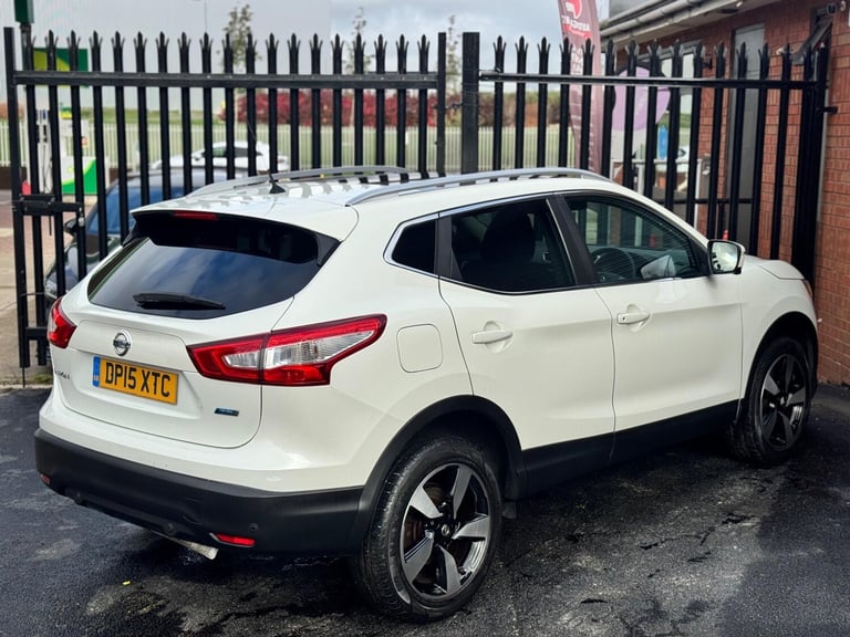 2015 Nissan Qashqai 1.5 dCi n-tec+ 2WD Euro 5 (s/s) 5dr HATCHBACK Diesel Manual