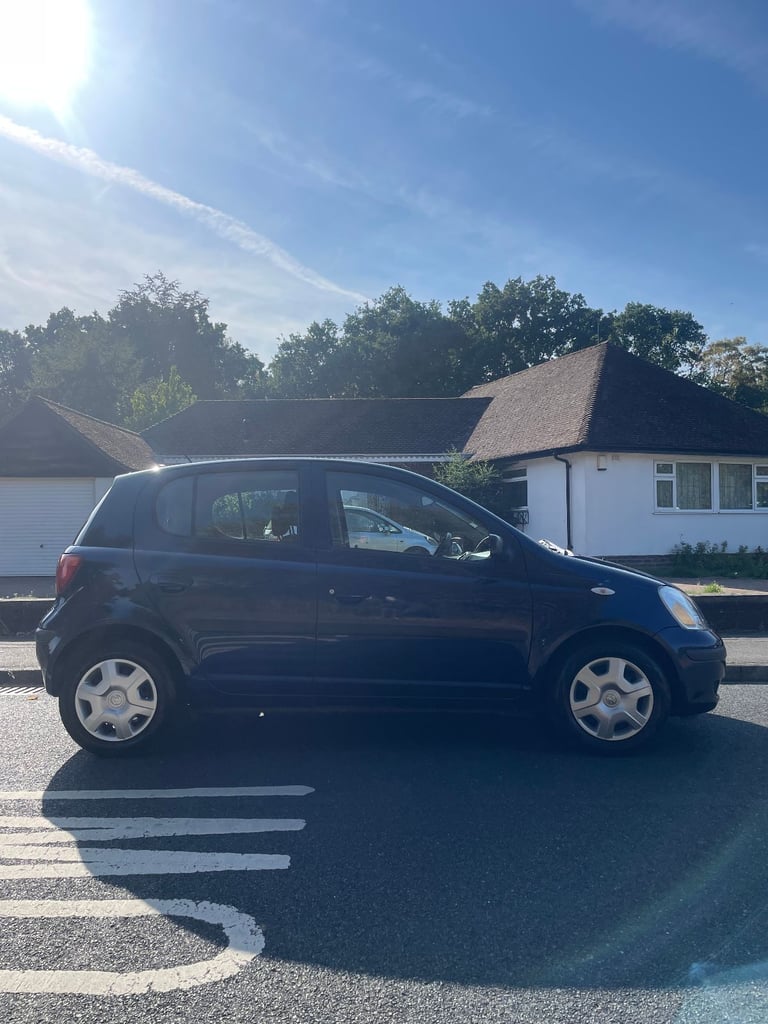 *12 MONTHS MOT, FTSH & ULEZ COMPLIANT* Toyota, YARIS, Hatchback, 2004, Manual, 1298 (cc), 5 doors