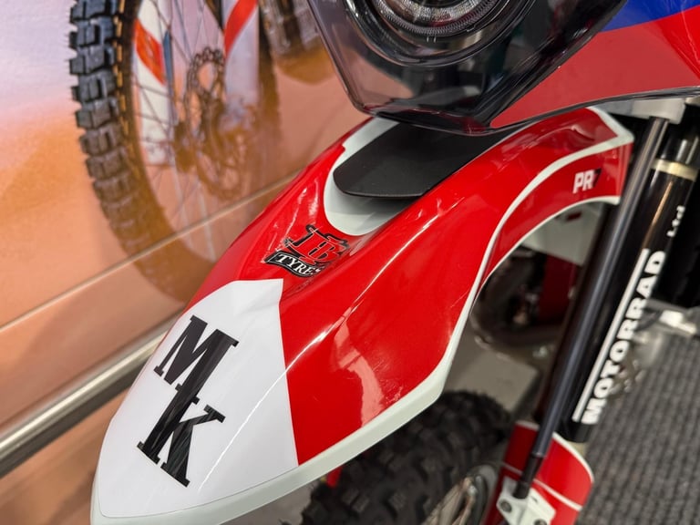 AJP PR7 (650cc) 2025 NEW
