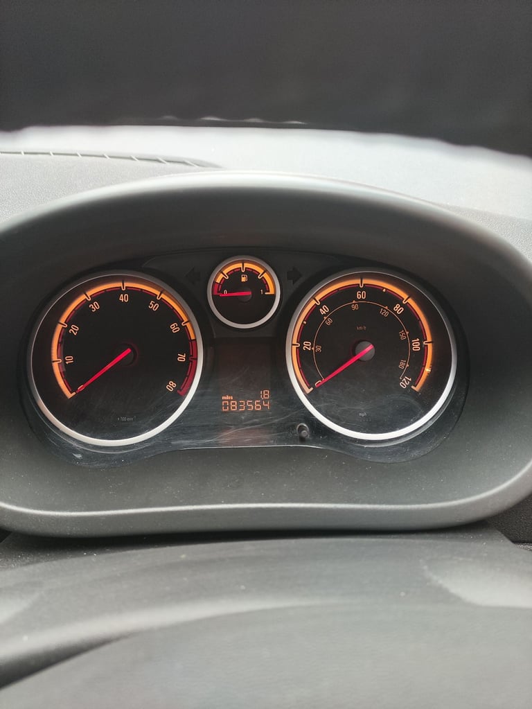 High Spec, Vauxhall Corsa SXI, (Long MOT, 0 Advisories) 