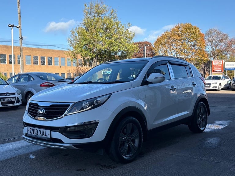 2013 Kia Sportage 1.6 GDi ISG 2 5dr ++ TWIN SUNROOF / HALF LEATHER / ULEZ ++ ESTATE Petrol Manual