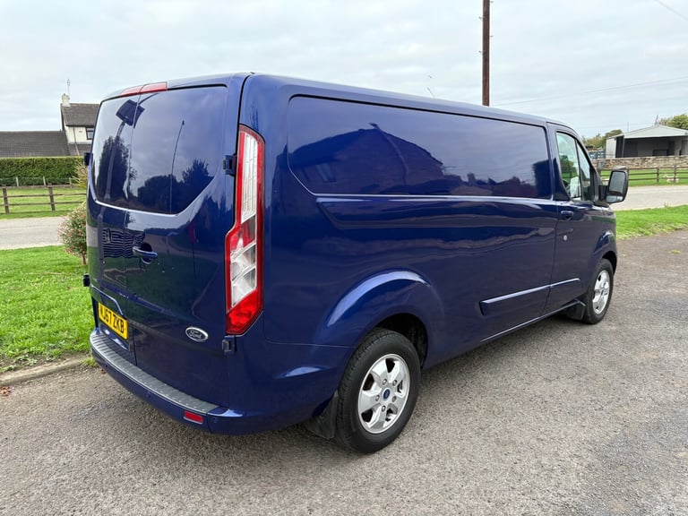 2017 Ford Transit Custom 2.0 TDCi 130ps Low Roof Limited Van PANEL VAN Diesel Manual