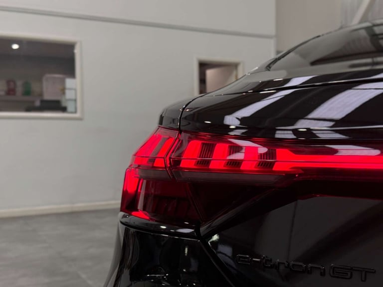 2022 Audi e-tron GT 390kW Quattro 93kWh 4dr Auto COUPE ELECTRIC Automatic