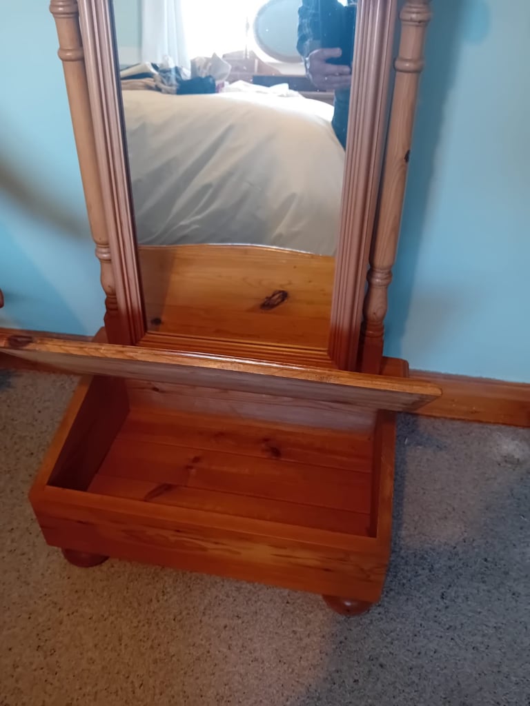 Pine Upstand Mirror With Drawer