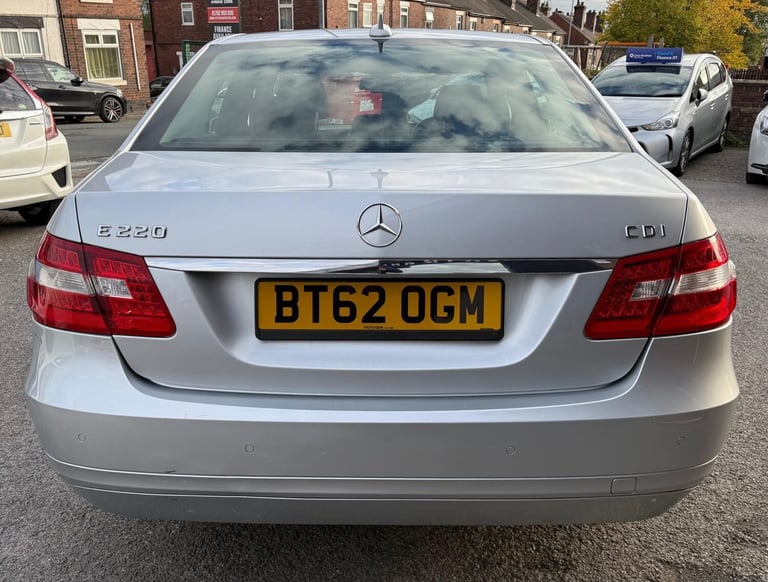 2013 Mercedes-Benz E-Class 2.1 E220 Cdi Blueefficiency Se Saloon Saloon Diesel Automatic