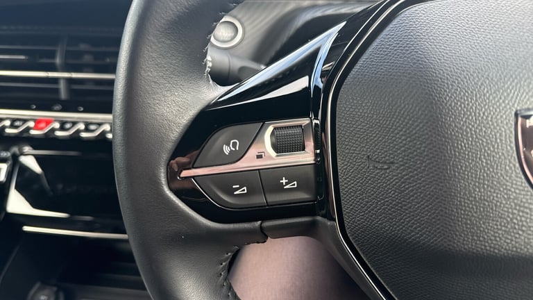 2023 Peugeot 2008 1.2 PureTech 130 Allure 5dr Petrol Estate Estate Petrol Manual