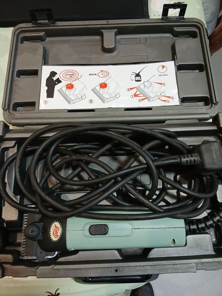 image for Heavy duty horse clippers
