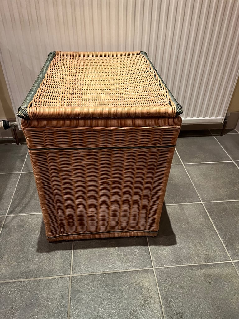 Woven storage Box