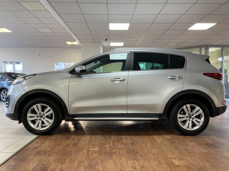 2017 Kia Sportage 1.6 GDi 2 SUV 5dr Petrol Manual Euro 6 (s/s) (130 bhp) ESTATE Petrol Manual