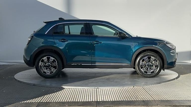 2025 Fiat 600 1.2 MHEV SUV 5dr Petrol Hybrid e-DCT Euro 6 (s/s) (100 ps) Automatic Hatchback Hybr...
