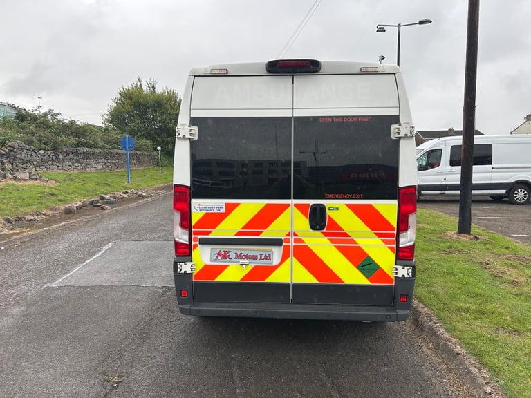 2017-17 reg Peugeot boxer 435 L3H2 blue hdi lwb 130bhp 