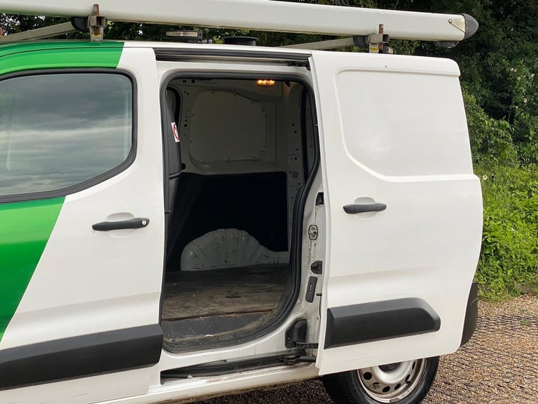 2019 Vauxhall Combo 2300 1.6 Turbo D 100ps H1 Edition Van PANEL VAN Diesel Manual