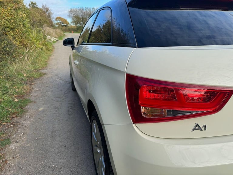  Audi A1 1.4 TFSI Sport Hatchback 3dr Petrol S Tronic Euro 5 (s/s) (122 ps) Petrol Automatic