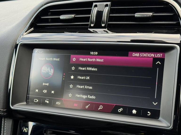 2017 Jaguar F-Pace 3.0 D300 V6 S Auto AWD Euro 6 (s/s) 5dr ESTATE Diesel Automatic