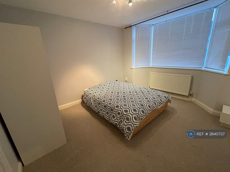 1 bedroom flat in Mayfair Road, Oxford, OX4 (1 bed) (#2640737)