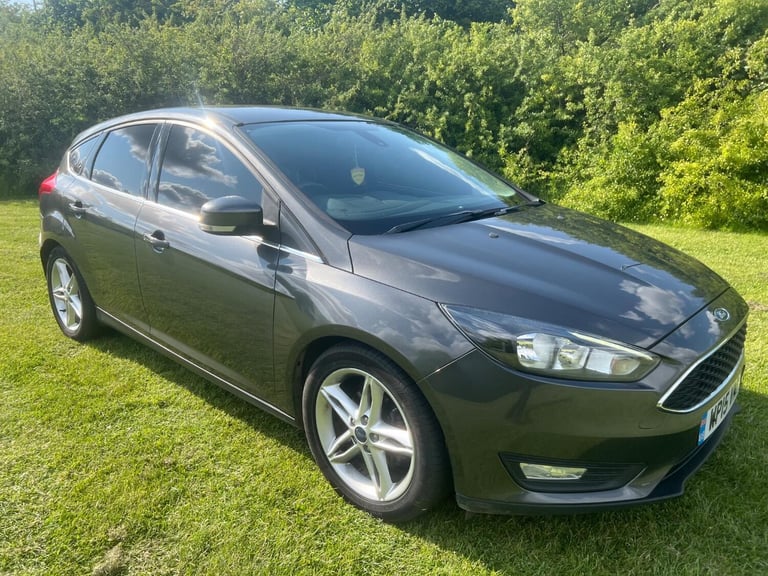 FORD FOCUS 1.6 TDCi Zetec Grey Manual Diesel 2015