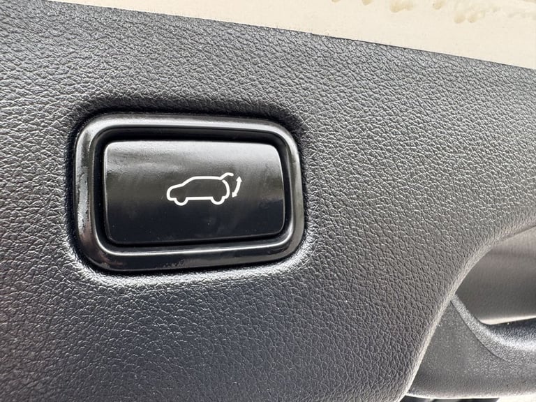 2017 Kia Sorento 2.2 CRDi KX-4 SUV 5dr Diesel Auto AWD Euro 6 (197 bhp) ESTATE Diesel Automatic