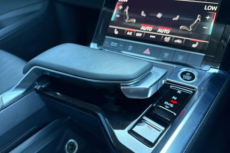 2022 Audi e-tron 50 Technik Sportback 5dr Electric Auto quattro 71.2kWh (11kW Charger) (313 ESTAT...