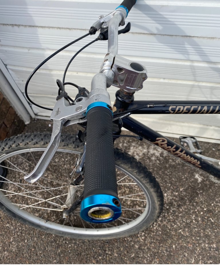 Retro Specialized 17”