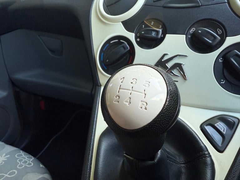 2011 Ford Ka 1.2 Edge Euro 5 (s/s) 3dr HATCHBACK Petrol Manual