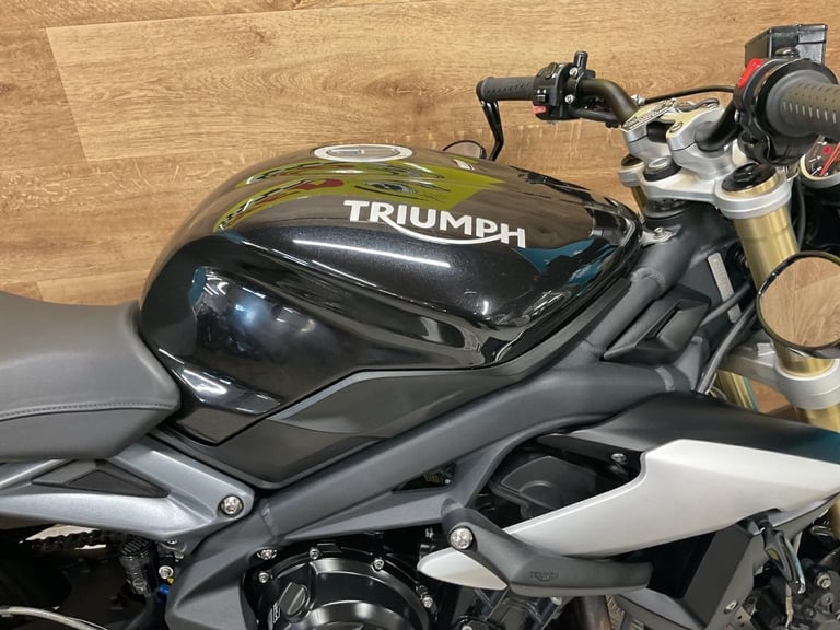 Triumph Street Triple ABS