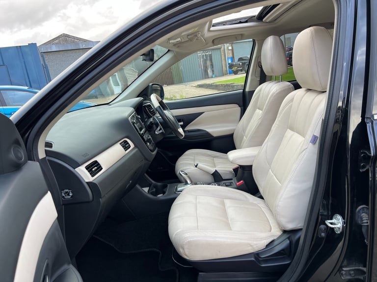 2015 Mitsubishi Outlander 2.0 PHEV GX5h 5dr Auto ESTATE Petrol Parallel Phev Automatic