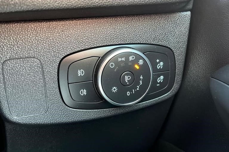 2022 Ford Focus 1.0T EcoBoost ST-Line Hatchback 5dr Petrol Manual, Apple Car Play, Android Hatchb...