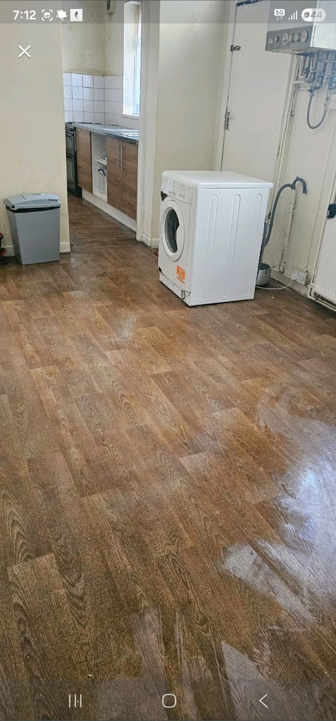 Double Room Available in Great Location - Cheetham