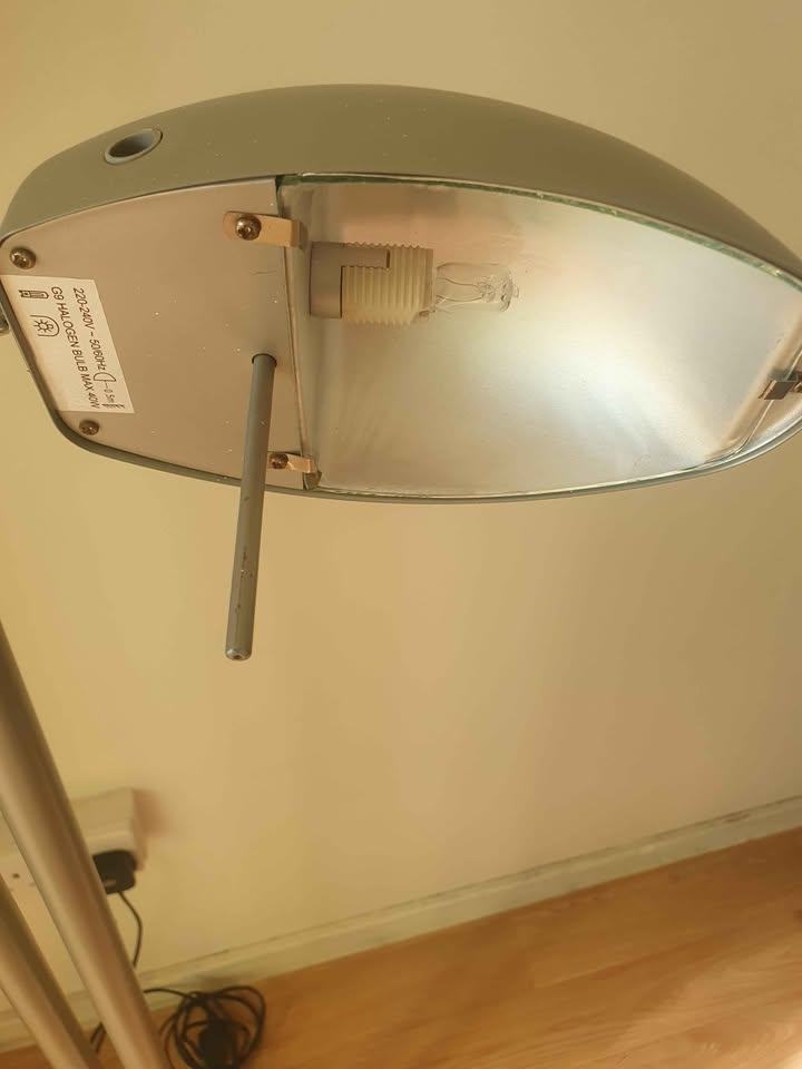 Floor-standing lamp- Double lamps