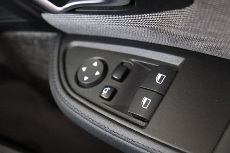 2022 BMW i3 42.2kWh S 5dr Auto (20 inchALLOYS, HEATED SEATS) Hatchback Automatic