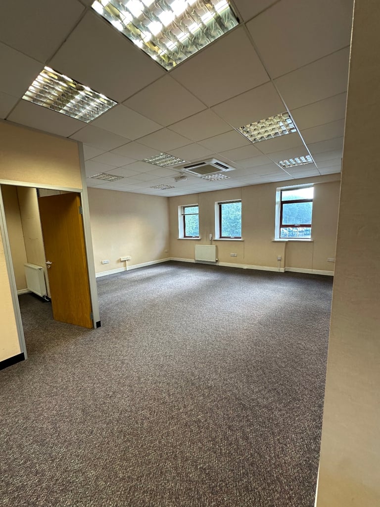 image for Beauty rooms/office space to RENT