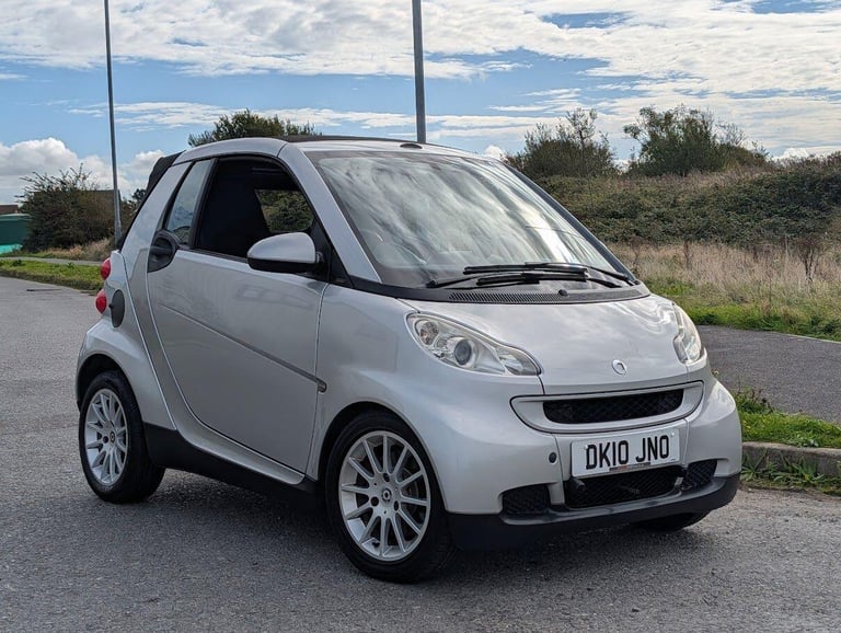 image for 2010 smart fortwo 1.0 MHD Passion Cabriolet SoftTouch Euro 5 (s/s) 2dr CONVERTIBLE Petrol Automatic