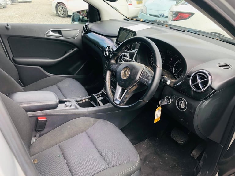 2014 Mercedes-Benz B Class 1 590 CC MERCEDES B CLASS  Petrol