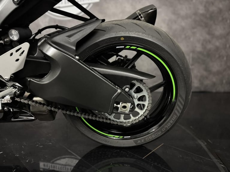 Kawasaki Ninja ZX6R Performance Edition 2025