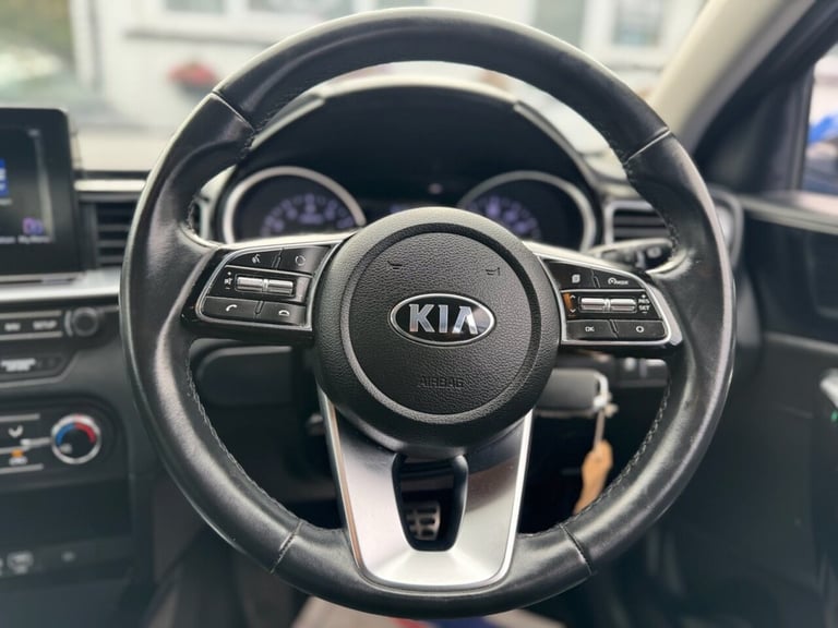2019 Kia Ceed 1.4 T-GDi Blue Edition Hatchback 5dr Petrol DCT Euro 6 (s/s) (138 bhp) Hatchback Pe...