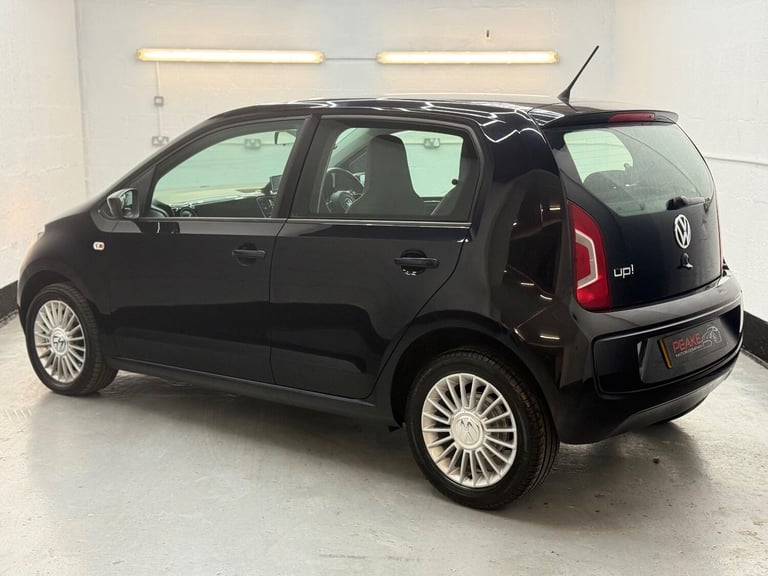 2014 Volkswagen 1.0 High UP! Petrol/Manual/5DR